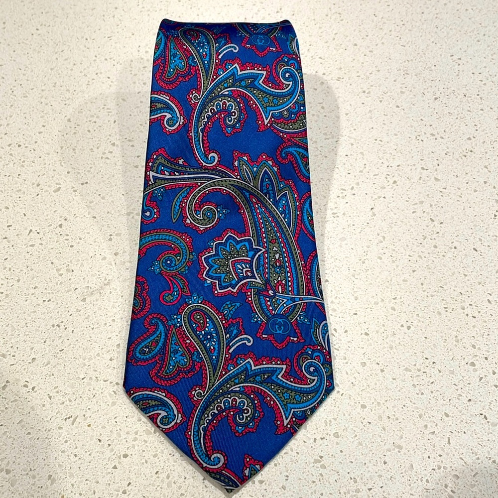 Gucci - 100% Silk Tie